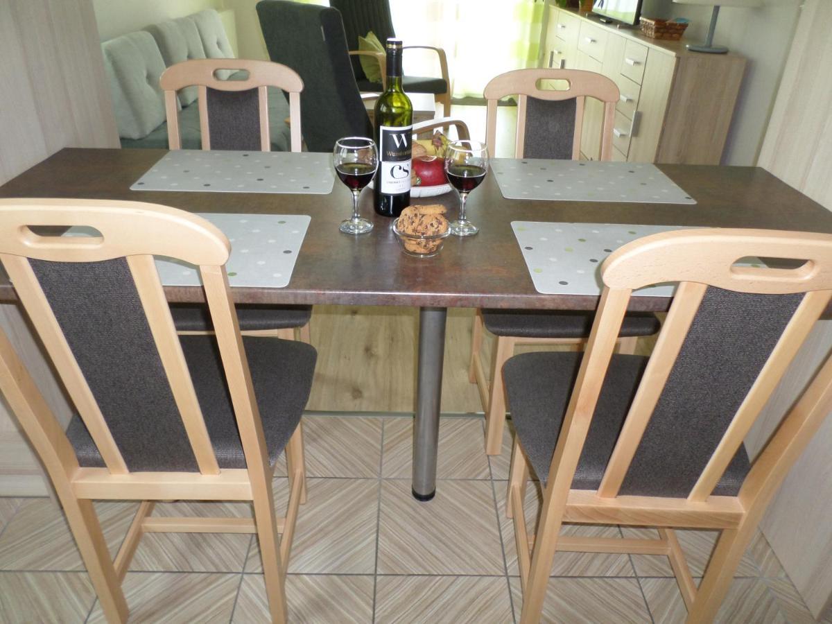 Lakoparki Apartman Veszprém Zewnętrze zdjęcie