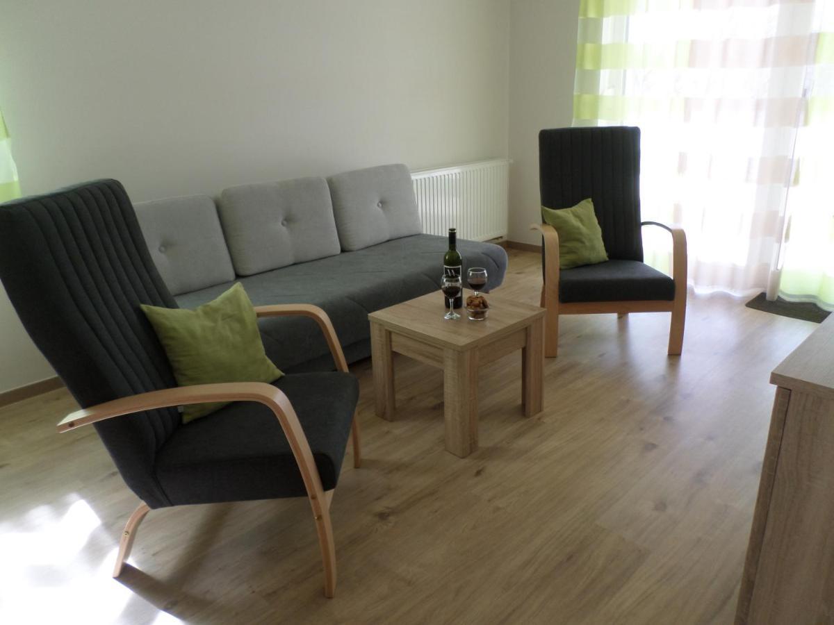 Lakoparki Apartman Veszprém Zewnętrze zdjęcie