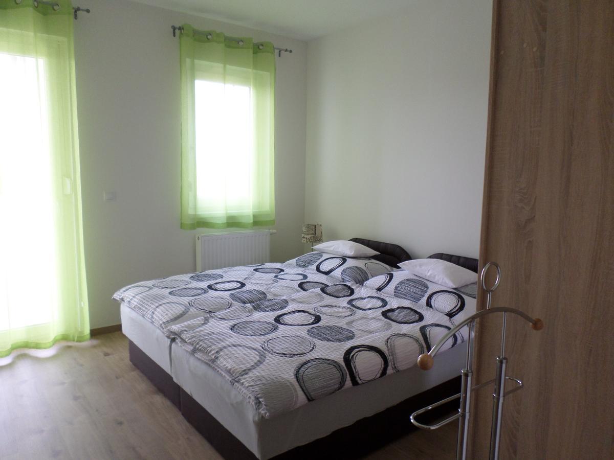 Lakoparki Apartman Veszprém Zewnętrze zdjęcie