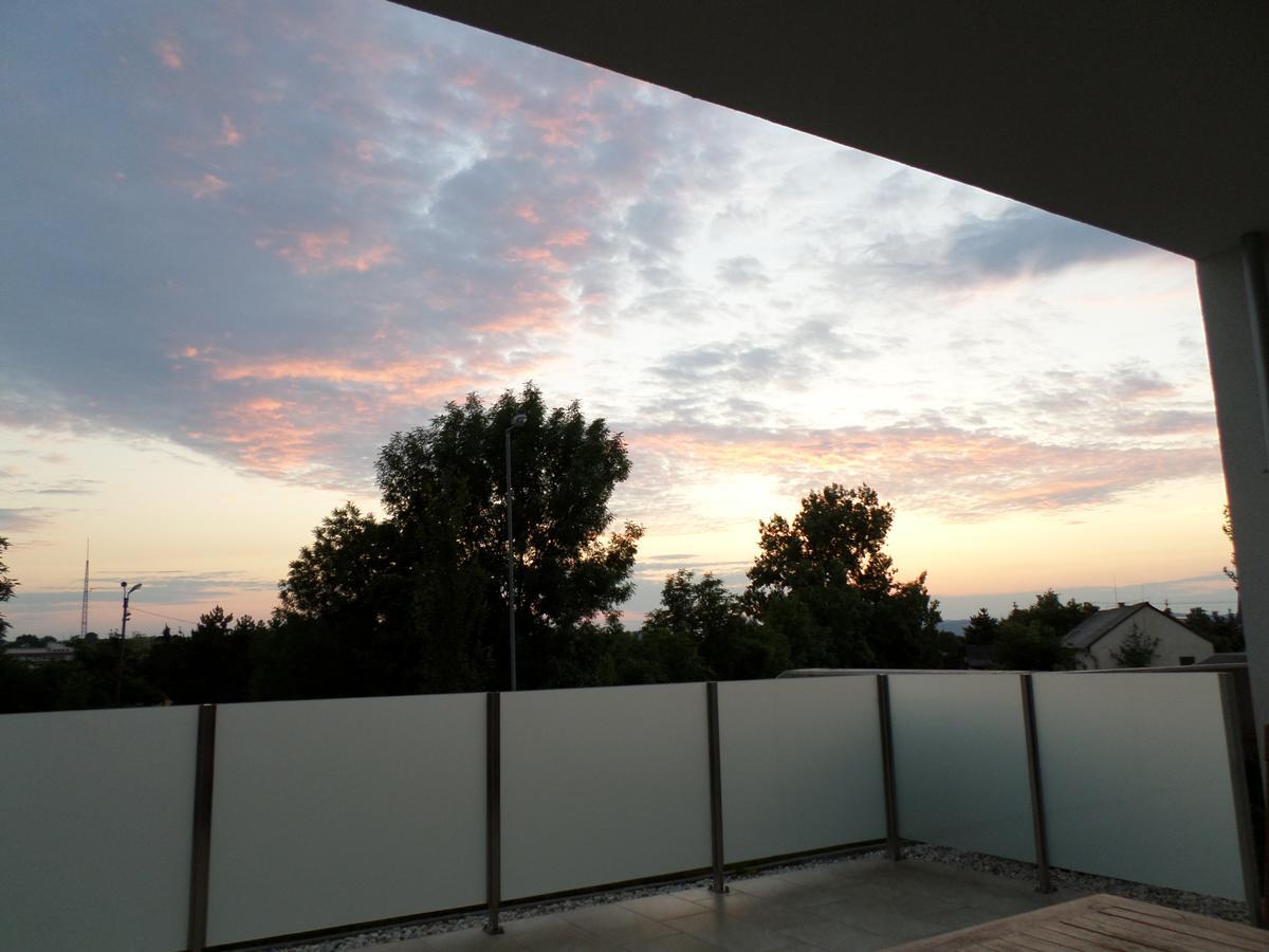 Lakoparki Apartman Veszprém Zewnętrze zdjęcie