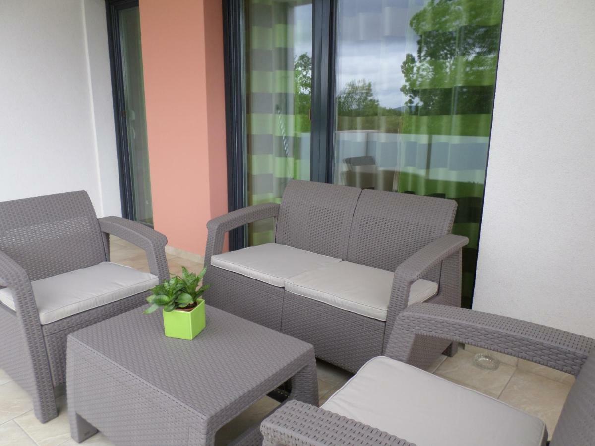 Lakoparki Apartman Veszprém Zewnętrze zdjęcie